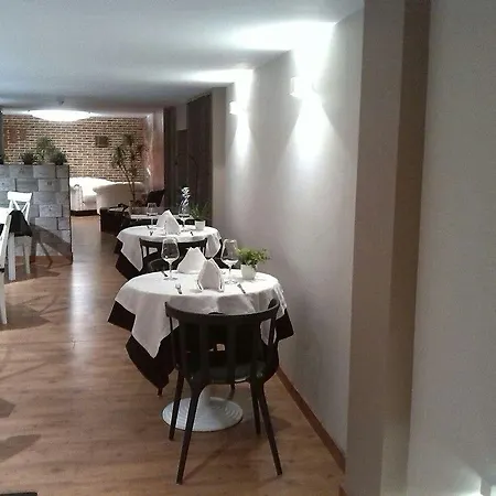 Hotel A Muradana 2*