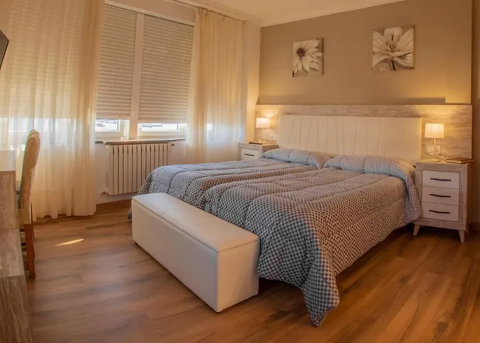 穆拉达纳酒店 2*