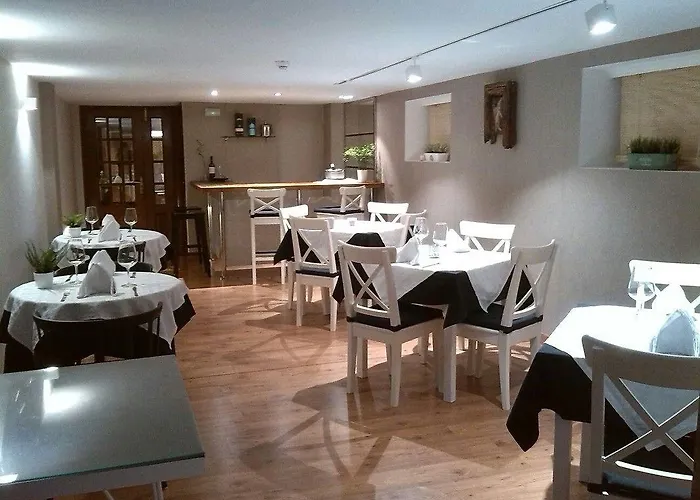 穆拉达纳酒店 2*