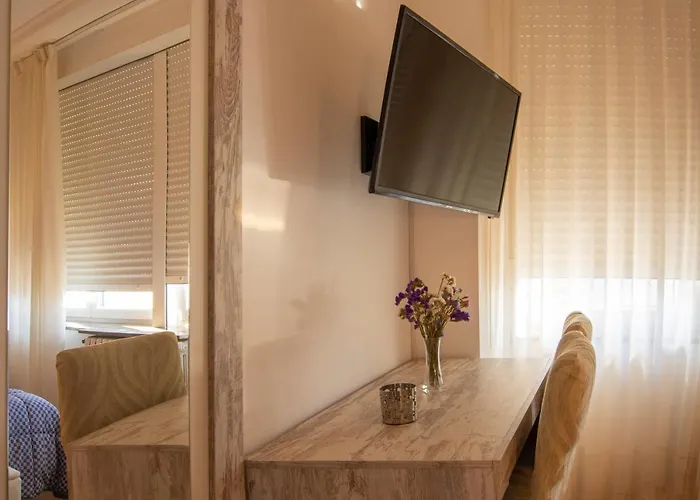 酒店 穆拉达纳酒店 穆罗斯